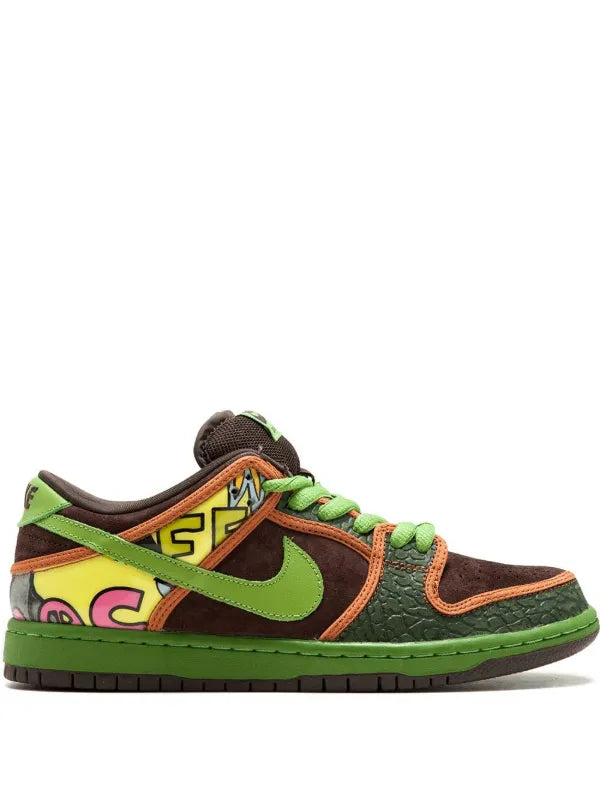 Nike SB Dunk Low “De La Soul”